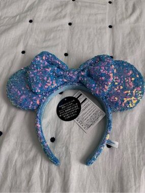 Disney Sea Blue Iridescent Sequin Minnie Ears Headband